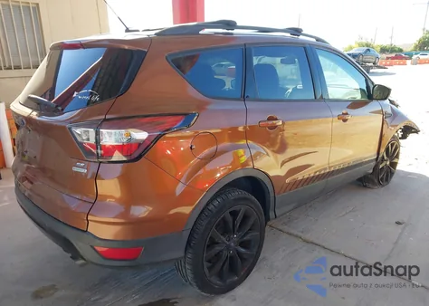 2017 Ford Escape Se z USA, uszkodzony, nr VIN 1FMCU0G9XHUA38552